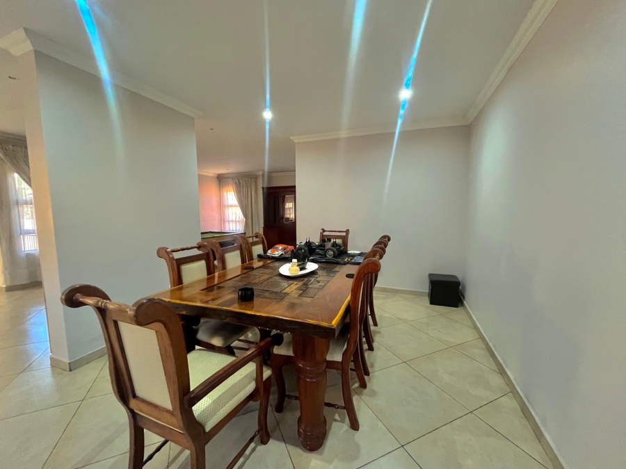 To Let 4 Bedroom Property for Rent in Cashan North West